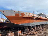 Navio de passageiros à venda