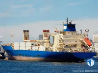 Navio frigorífico à venda