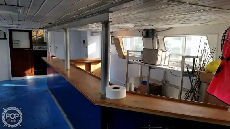 Catamarã à venda