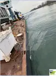 Barcaça à venda