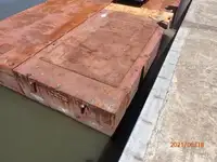 Barcaça à venda