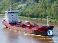 Navio-tanque de óleo/produtos químicos à venda