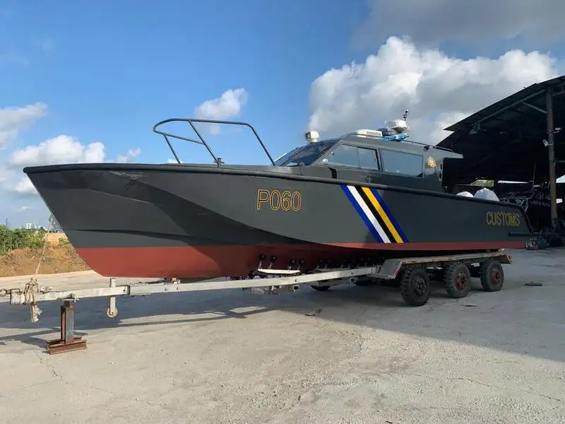 Navio de patrulha à venda