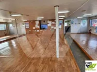 Balsa de desembarque, tanque à venda