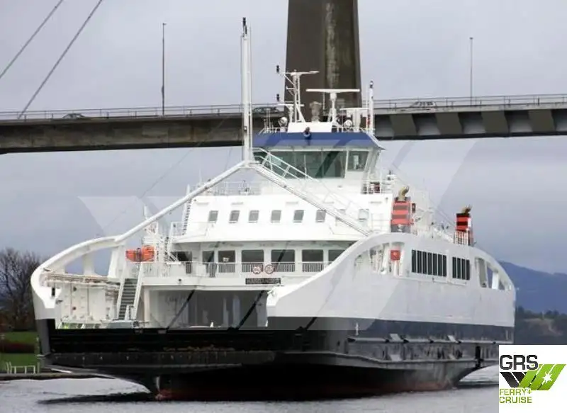 Navio RoPax à venda