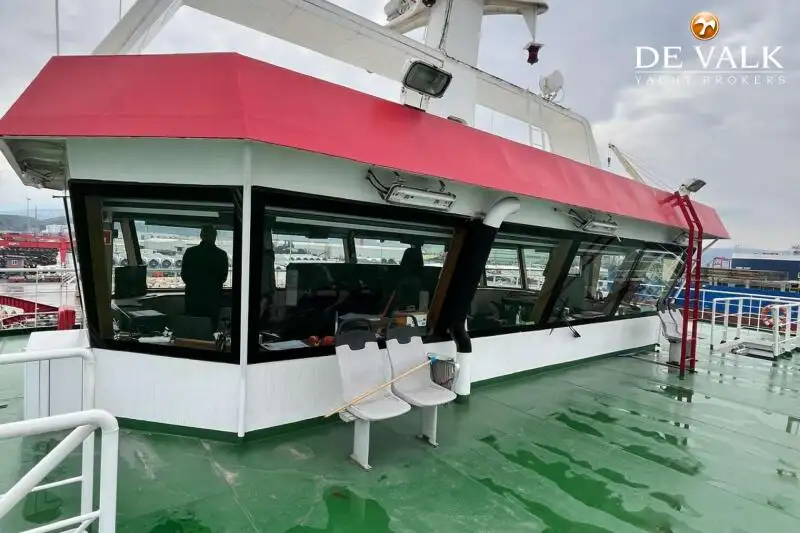 Navio de transporte de passageiros (Ferry) à venda