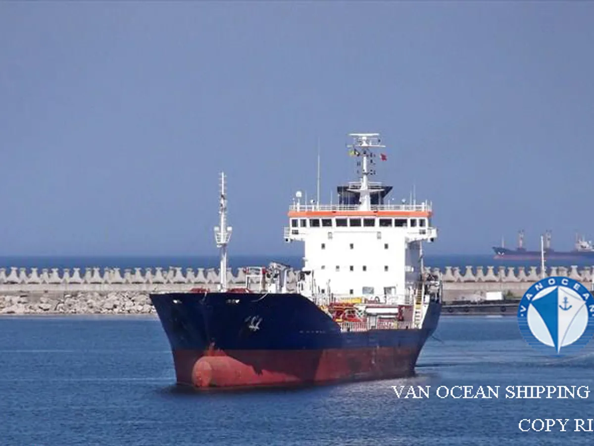 Navio-tanque de óleo/produtos químicos à venda