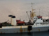 Navio de pesca de arrasto à venda