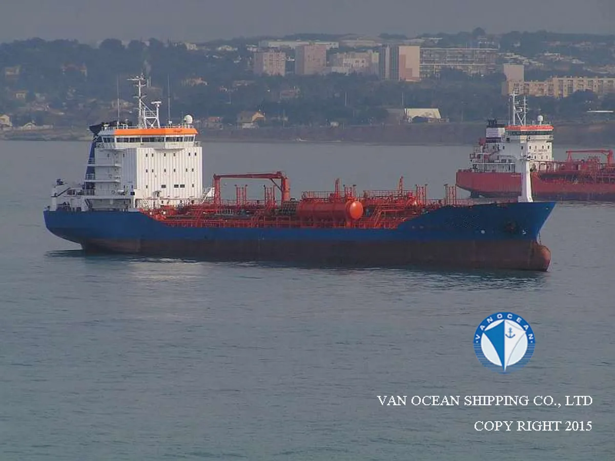 Navio-tanque de óleo/produtos químicos à venda