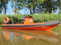 Bote inflável rígido à venda
