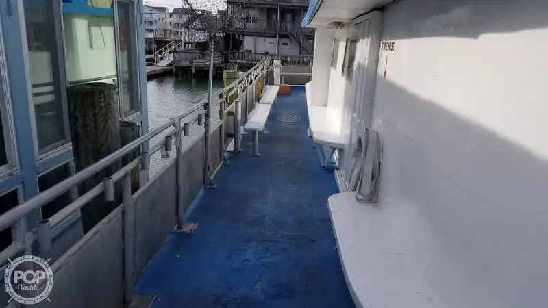 Catamarã à venda