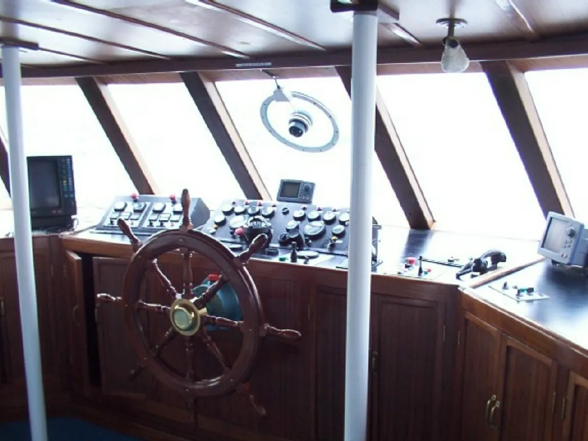 Navio de transporte de passageiros (Ferry) à venda