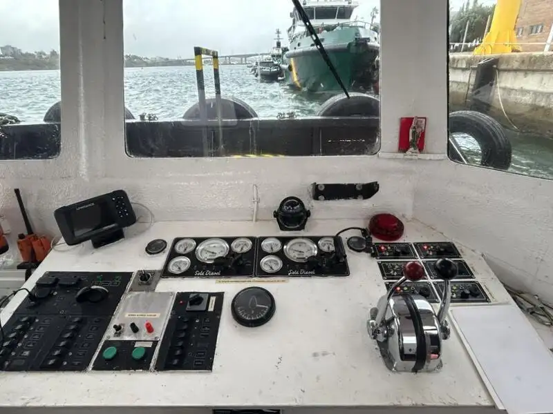 Barcos de trabalho à venda
