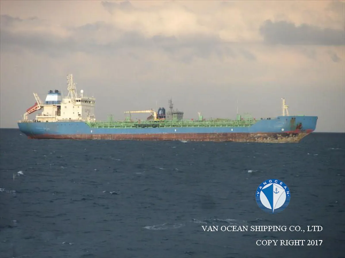 Navio-tanque de óleo/produtos químicos à venda