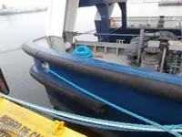 Navio porta-contentores à venda