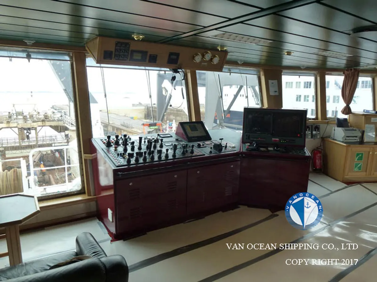 Navio de pesca de arrasto à venda