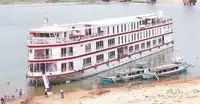 Navio de cruzeiro à venda