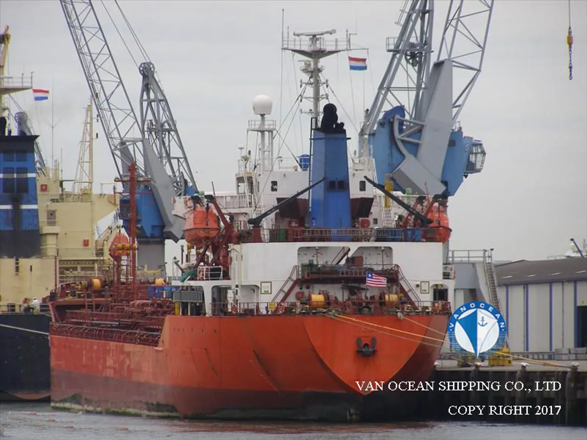 Navio-tanque de óleo/produtos químicos à venda