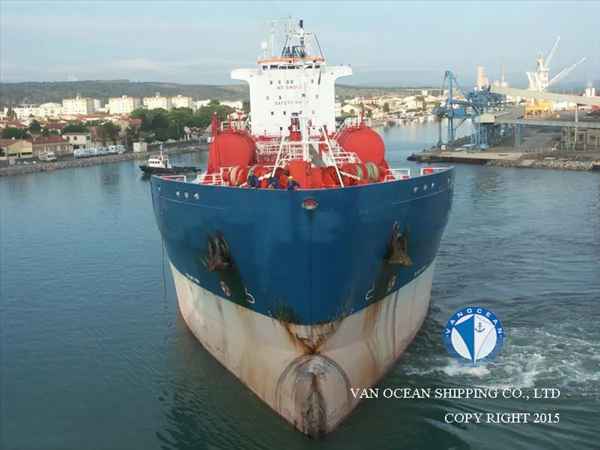 Navio-tanque de óleo/produtos químicos à venda