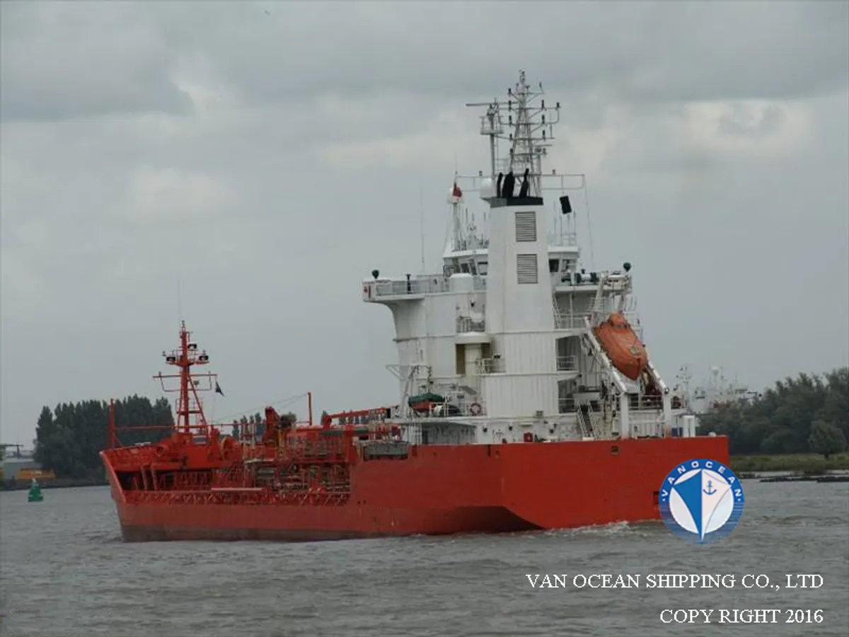 Navio-tanque de óleo/produtos químicos à venda