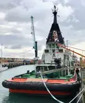 Rebocador à venda