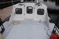 Barco de tripulação à venda