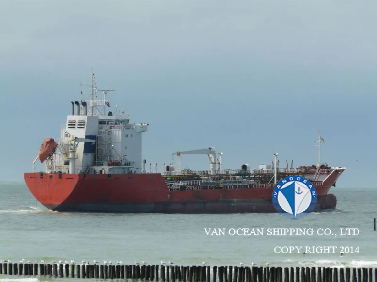 Navio-tanque de óleo/produtos químicos à venda