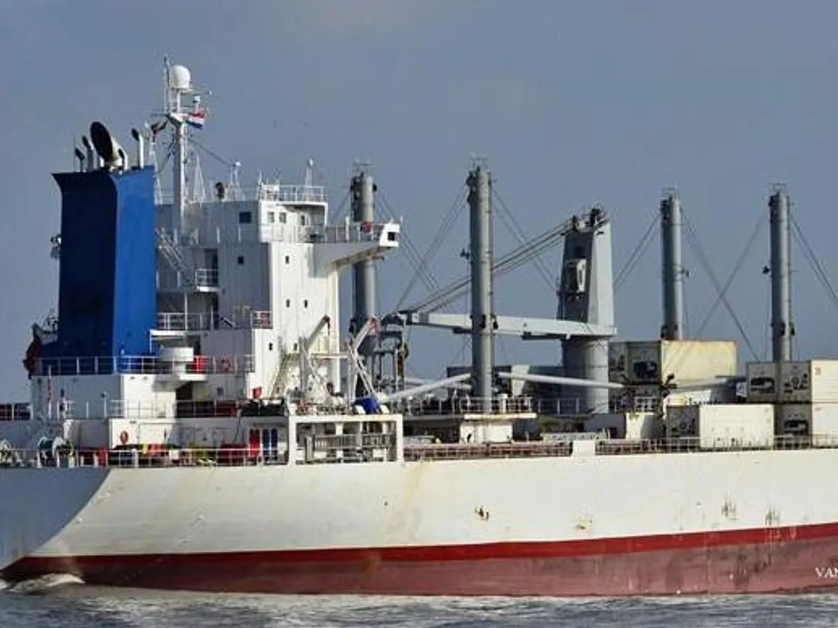 Navio frigorífico à venda