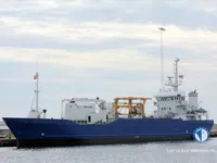 Navio frigorífico à venda
