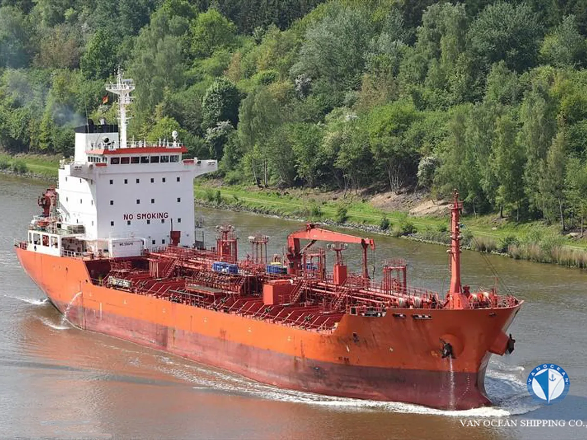 Navio-tanque de óleo/produtos químicos à venda