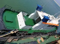 Rebocador à venda