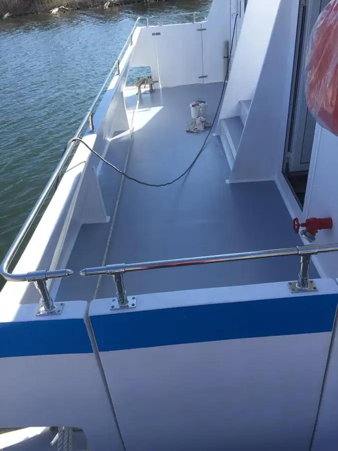 Catamarã à venda