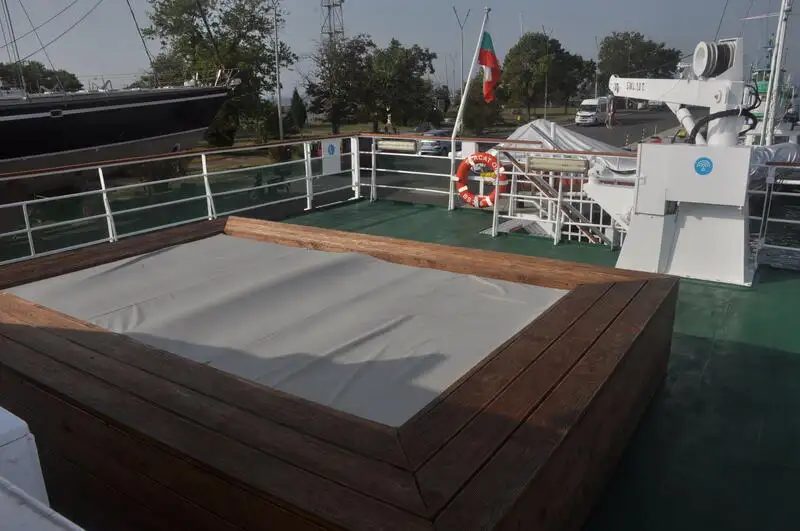 Navio de cruzeiro à venda