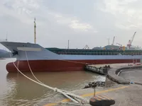 Navio graneleiro à venda