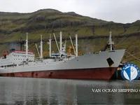 Navio frigorífico à venda