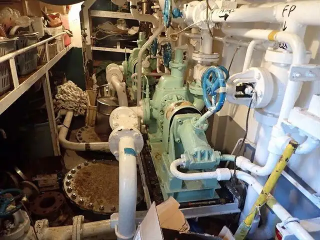 Navio-tanque de óleo/produtos químicos à venda
