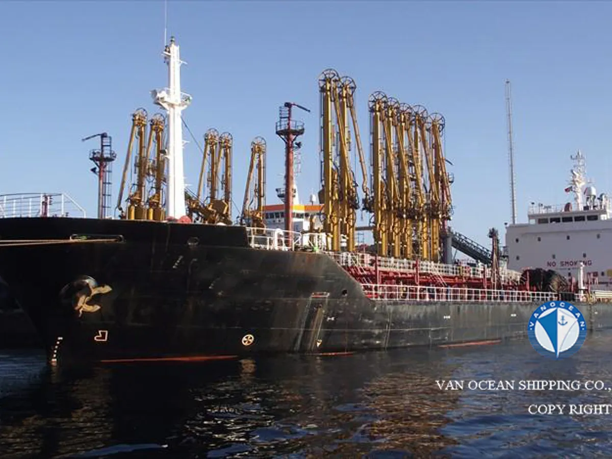 Navio-tanque de óleo/produtos químicos à venda