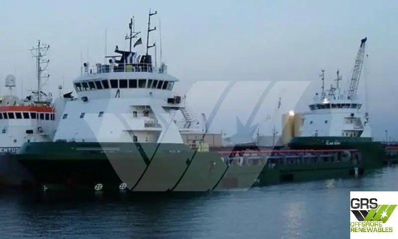 Navio de abastecimento à venda