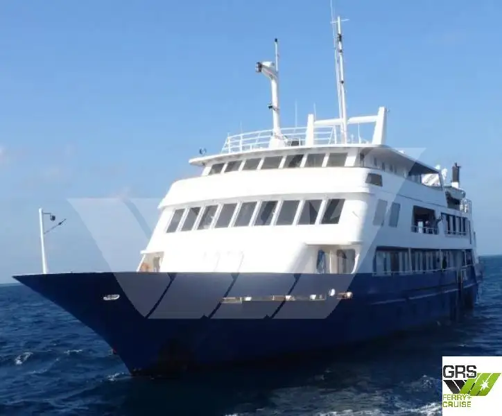 Navio de cruzeiro à venda