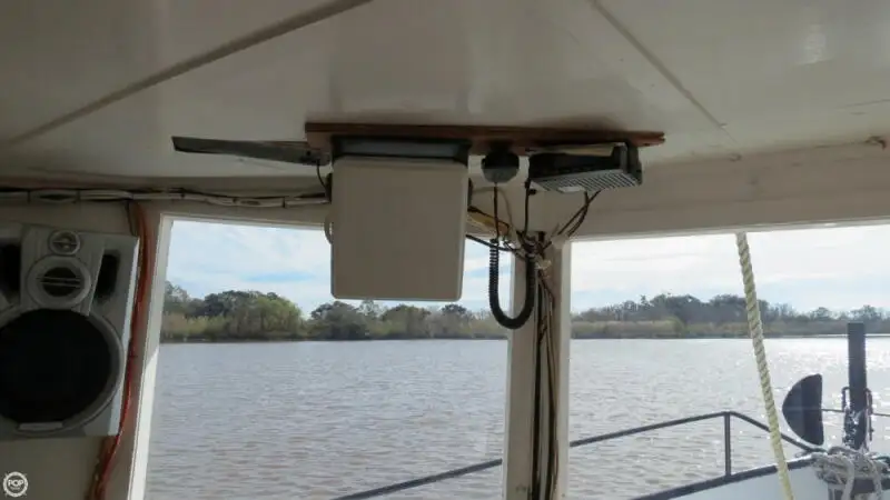 Navio de pesca de arrasto à venda