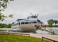 Navio de cruzeiro à venda