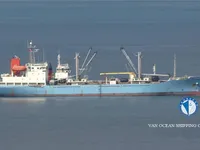 Navio frigorífico à venda