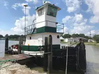 Rebocador à venda