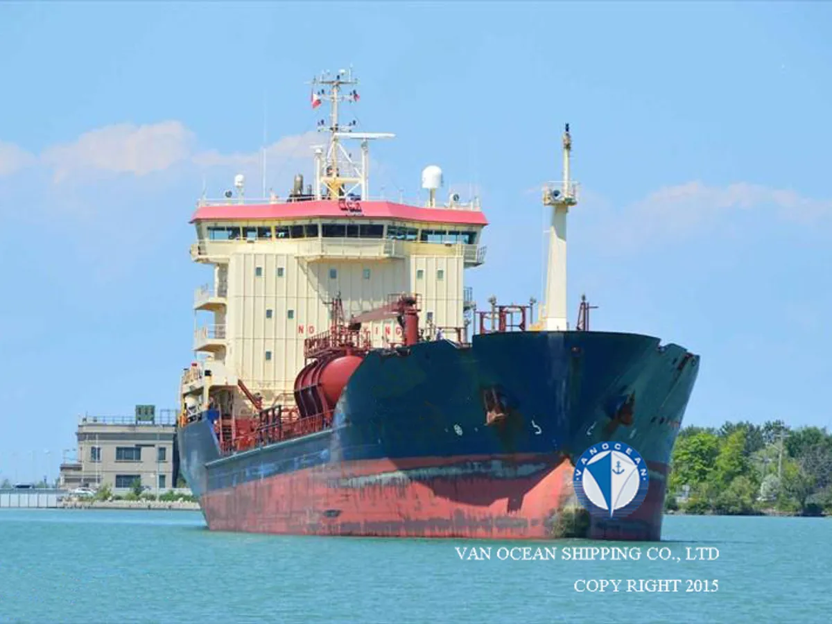 Navio-tanque de óleo/produtos químicos à venda