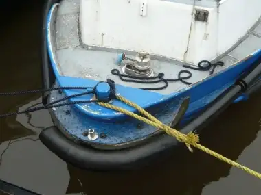 Navio de patrulha à venda