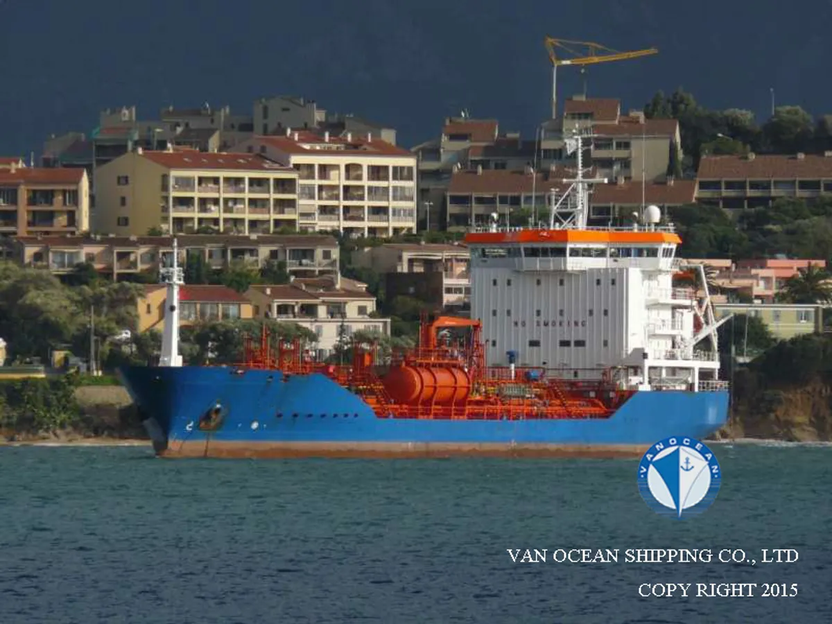 Navio-tanque de óleo/produtos químicos à venda