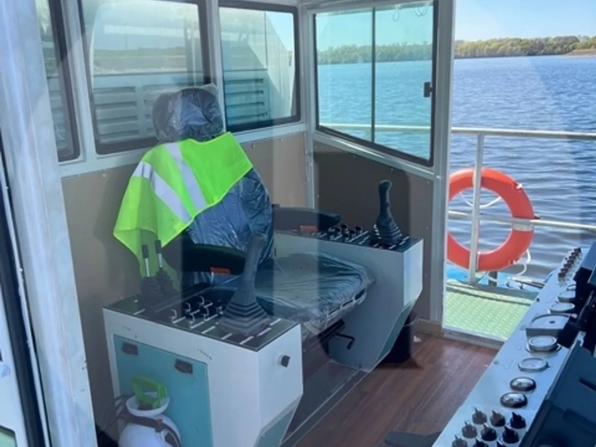 Barcos de trabalho à venda