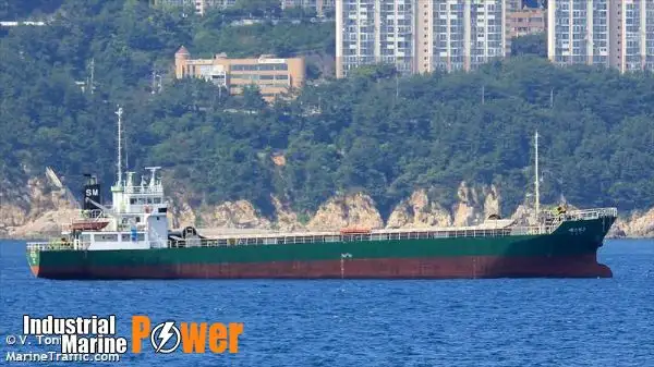 Navio graneleiro à venda