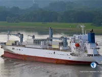 Navio frigorífico à venda