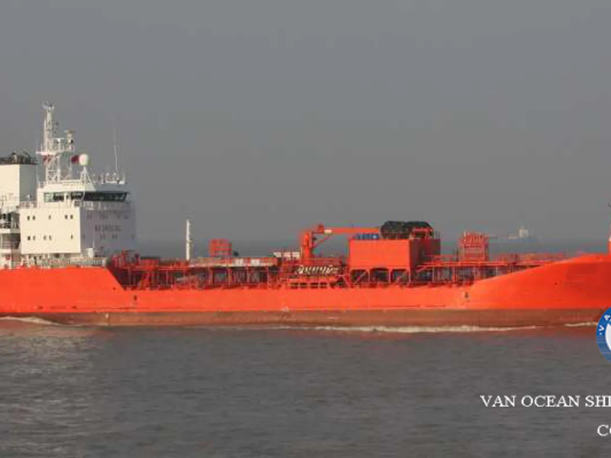 Navio-tanque de óleo/produtos químicos à venda